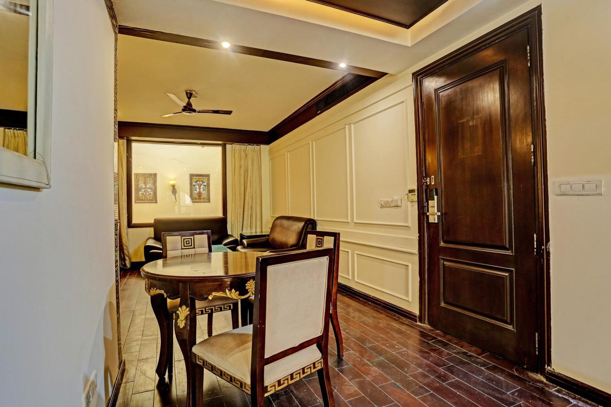 Townhouse The Royce New Friends Colony New Delhi