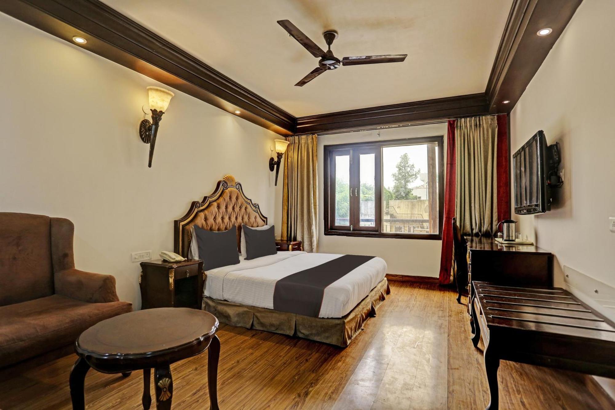Townhouse The Royce New Friends Colony * New Delhi